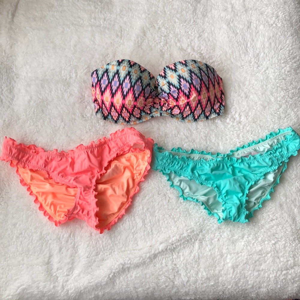 Victoria’s Secret bikini